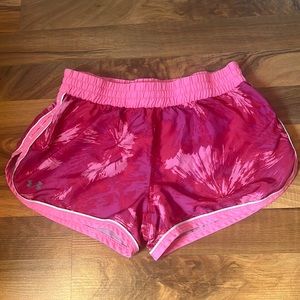 XS pink under armour shorts
